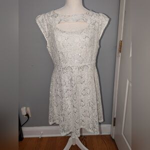 Women's size XL white dress with silver accents
